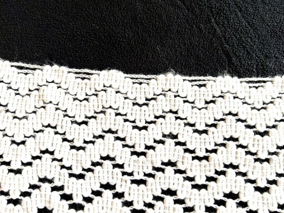 Boho White Triangle  Shawl, Fringed Triangle Yarn… - image 7