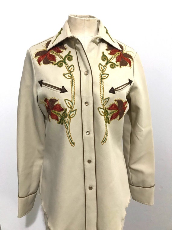 Vintage Women's H Bar C long tail pearl snap weste