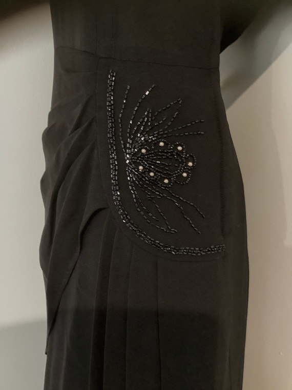 Fabulous classic 1930-40s black beaded dress by T… - image 2