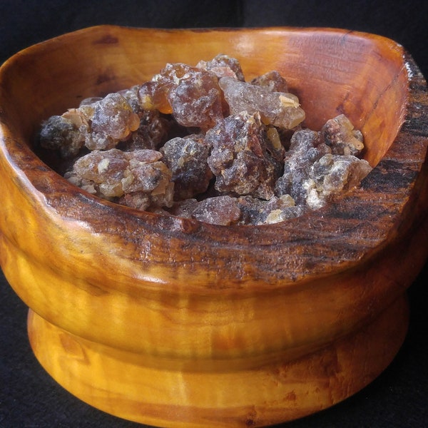 Black Sacra Frankincense resin - Boswellia Sacra Black - Oman