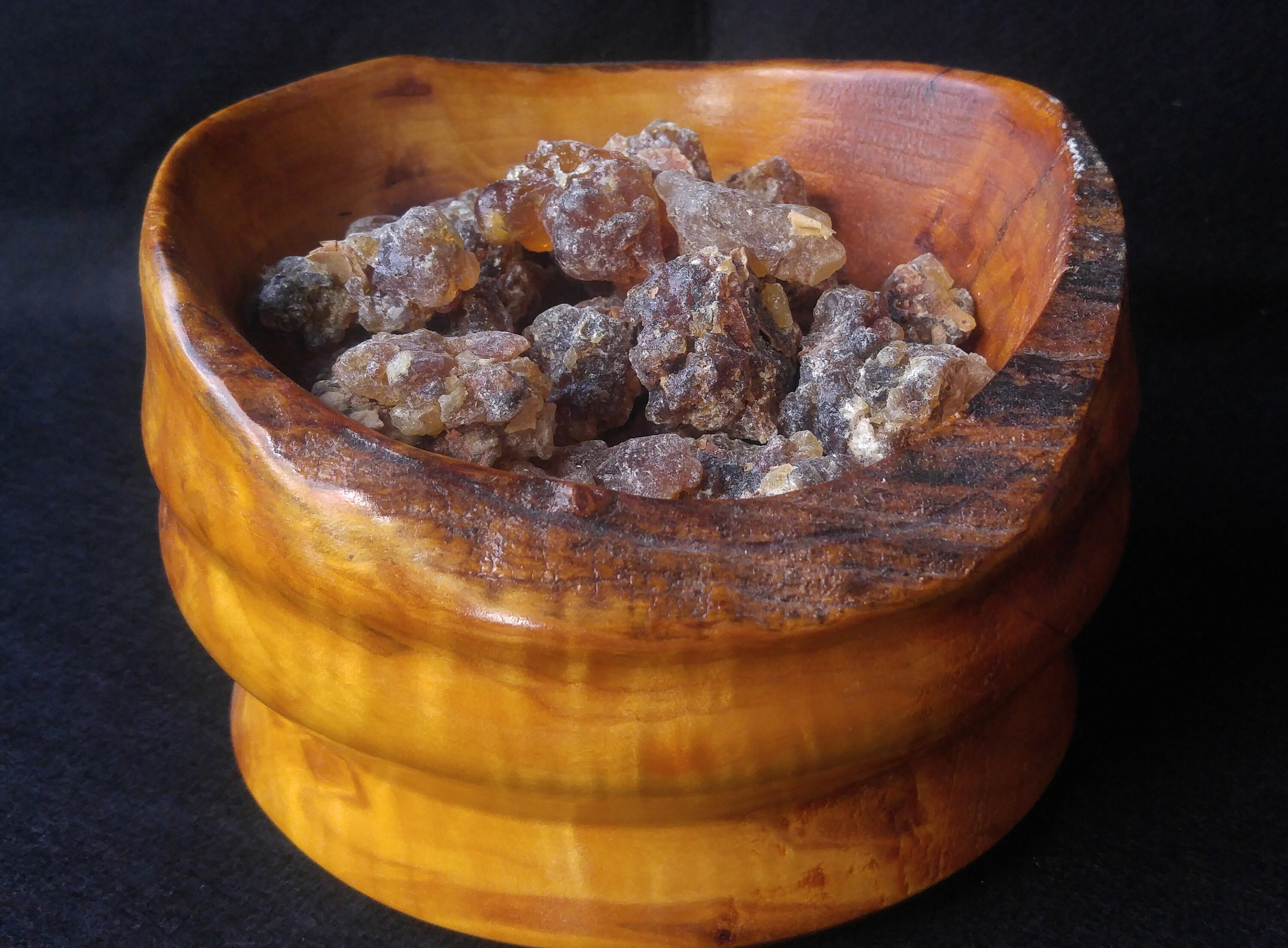 Black Sacra Frankincense resin - Boswellia Sacra Black - Oman