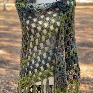 Hippie Shawl, blue-green, granny shawl, crochet