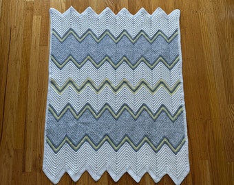Gender Neutral Chevron Baby Blanket Crochet Pattern - Beginner Tutorial - Instant Download - Digital PDF
