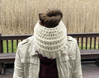 Crochet Messy Bun Hat Pattern – Easy Beginner Crochet (Digital Download)