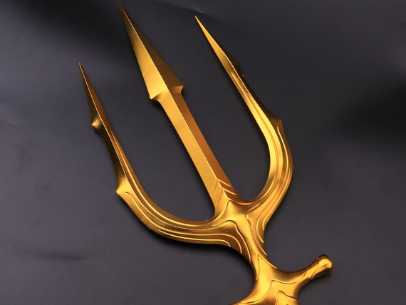 Aquaman Trident Metal Gold Trident Of King Atlantis Aquaman Etsy Aquaman Trident Metal Gold Trident Of King Atlantis Aquaman Etsy