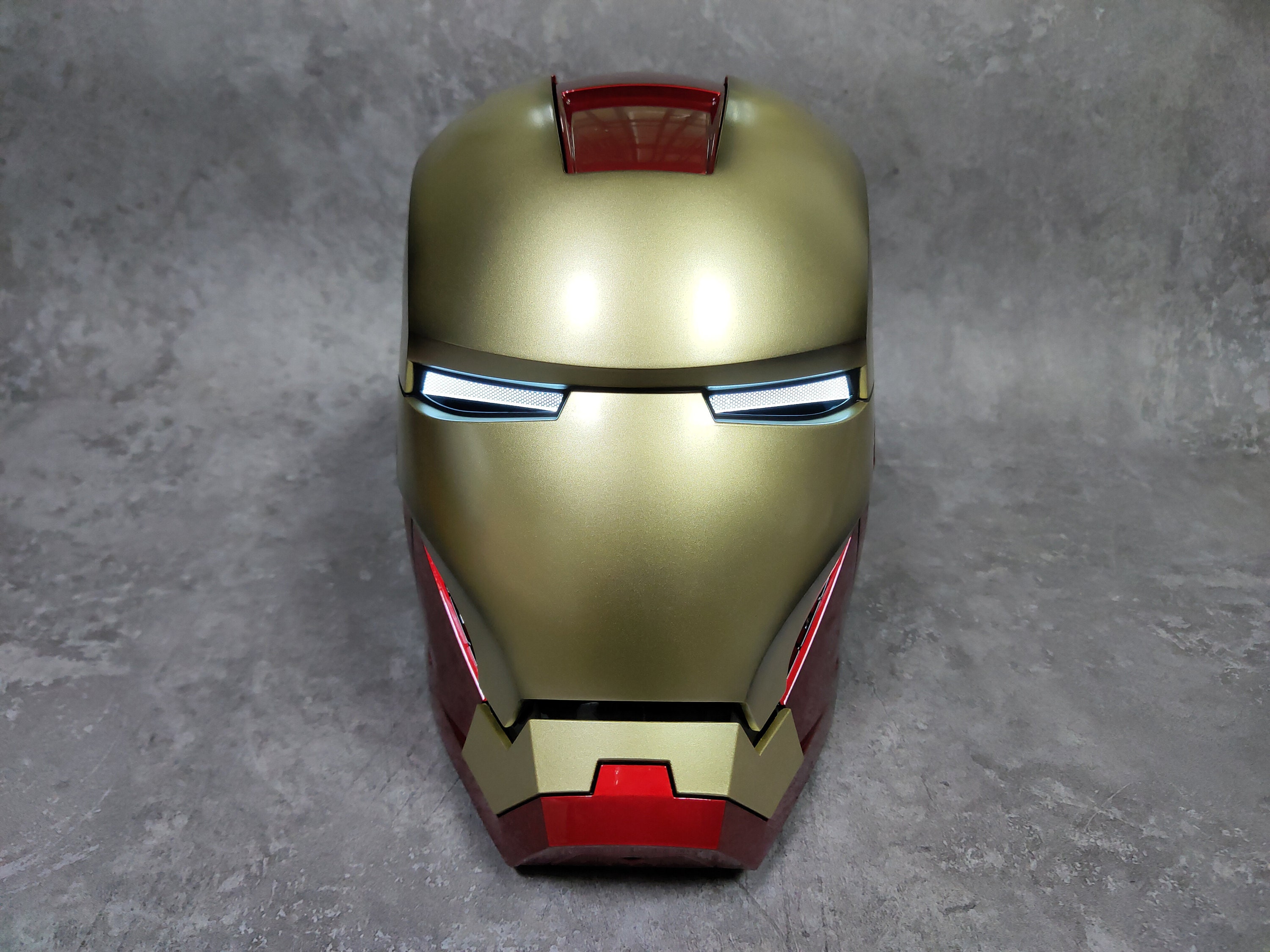  Polyacer Nuevo casco de Iron-mans electrónico MarK 7 casco  abierto y cerrado con ojos LED iluminados Super Hero Movie 1:1 modelo  Cosplay Prop para Halloween cumpleaños regalo de Navidad (Tamaño para 