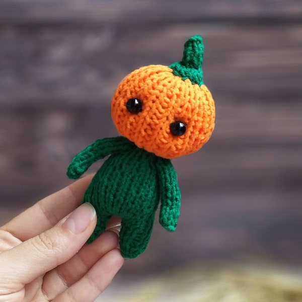 Easy Knitted Pumpkin Pattern Halloween toy knitting pattern Pumpkin baby toy Keychain pumpkin pattern