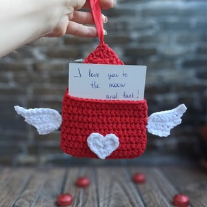 Valentine's day crochet pattern PDF Valentine day card holder Crochet envelope with gift card Crochet envelope with sweets