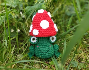Crochet mushroom froggy pattern Easy crochet kawaii toy Crochet home decor pattern