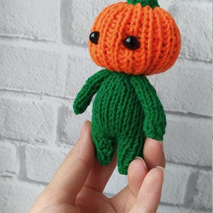 Easy Knitted Pumpkin Pattern Halloween toy knitting pattern Pumpkin baby toy Keychain pumpkin pattern image 8