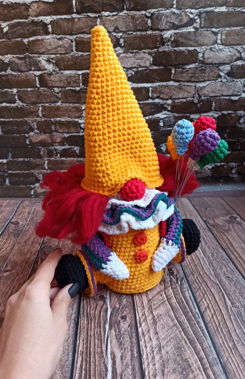 Clown Crochet pattern Creepy gnome tutorial gonk crochet pattern, crochet Clown spooky creepy doll Halloween easy crochet horror monster image 3