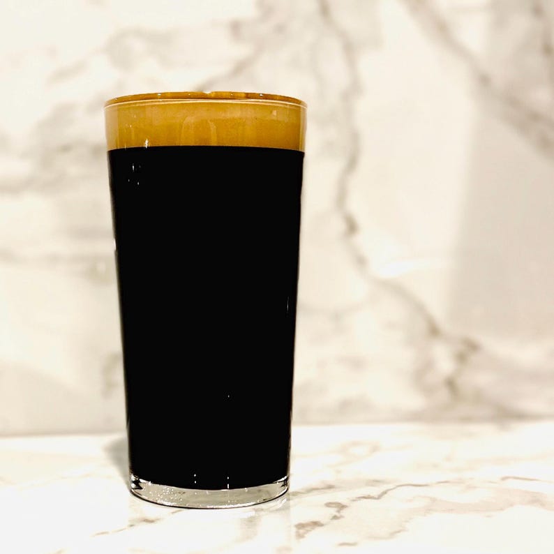 Original Irish Stout Beer Glass on the Guinness Posters Original Guinness Glass 20 oz bild 6