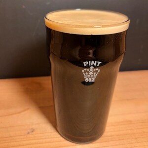 British Crown Imperial Pint Glass Etched England Beer Glass 20 oz