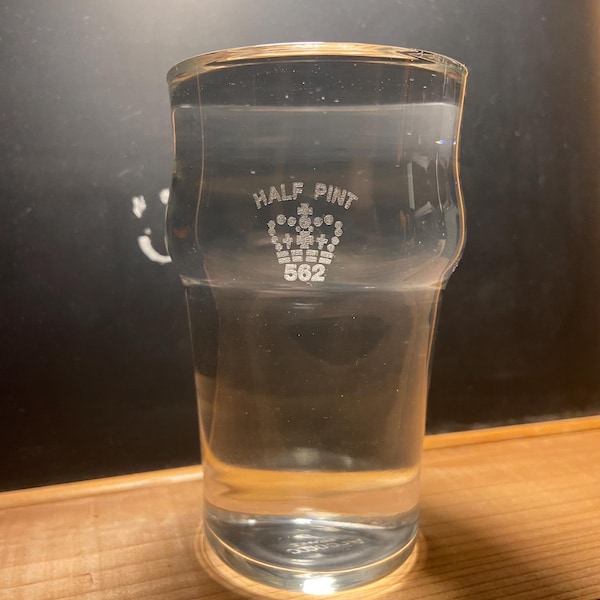 British Stamped Crown Half Pint Glass England Pub 8 oz