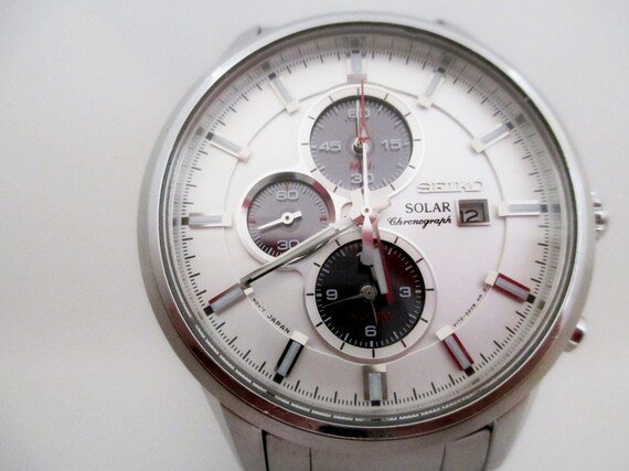 seiko v172 solar chronograph