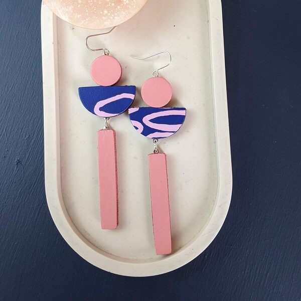 arc earrings // kay morgan// leather jewellery // pink and royal blue