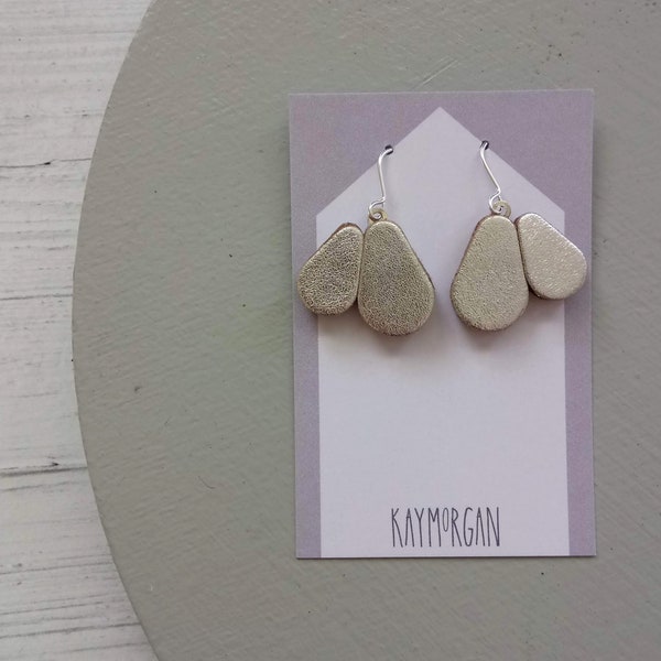 SCALLOP DOUBLE EARRING // silver // leather earrings // lightweight statement earrings // kay morgan // gift for friend Active