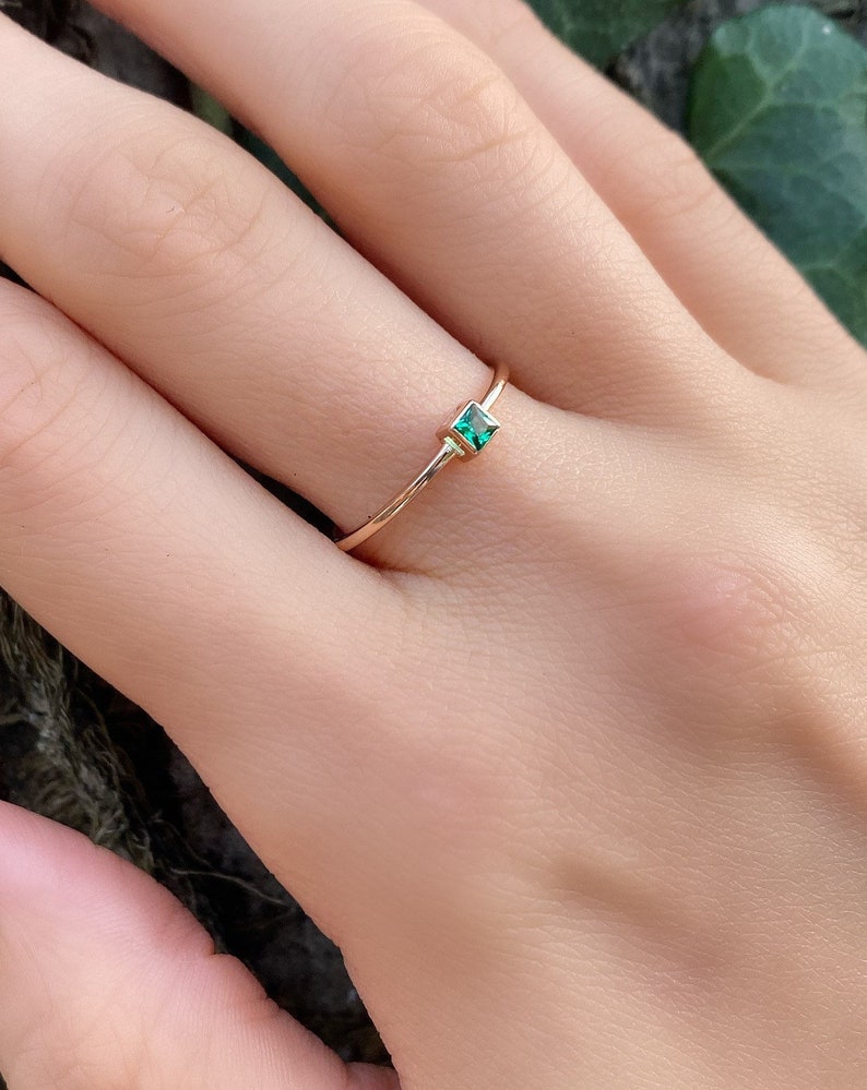 Emerald Gemstone Princess Cut Ring, Gold Emerald Ring, 14K Solid Gold Thin Ring, Stackable Emerald Ring, Dainty Ring, May Birthstone 