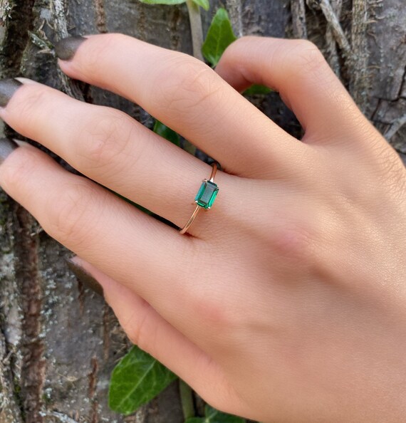 Baguette Cut Emerald Ring in 14k Solid 