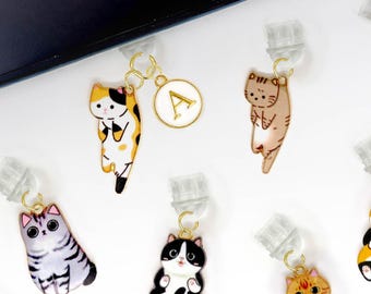 Personalized Cat Kindle Plug USB-C Dust Plug With Initial Charm | Cute Kindle iPad Android Accessory | Gift for Cat Lovers & Bookworms