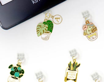 Personalized Plant Lover USB-C Kindle Dust Plug With Initial | Cute Succulent Plant Lady iPad Android Charm | Gift for Plant Owners