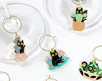 Plant Cat Wine Glass Charms – Black Cat Enamel Drink Markers in Sets of 6, 12 or A–Z Letter Tags for Wine Nights & Cat Lover Gifts