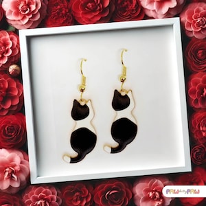 Black and White Spotty Cat Dangle Earrings 18k Gold Plated Hook, Minimalist Cat Lover Jewelry Gift for Cat Owners - ERA-A131-6
