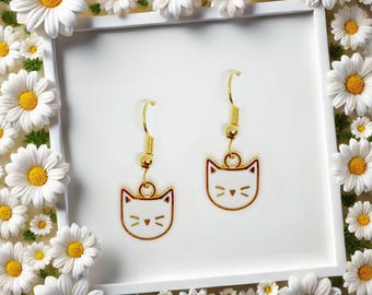 White Cat Minimalist Earrings - Scandinavian Style Kawaii Jewelry for Cat Lovers - ERA-A088-2