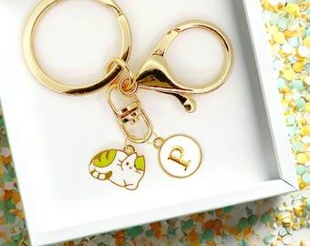 Green Cat Keychain with Gold Initial Charm – Cute Enamel Sleeping Kitty Keyring for Cat Lovers and Kawaii Personalized Gift-K-A090-5