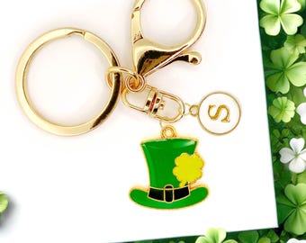 Irish Leprechaun Hat Keychain – Green Enamel Saint Patrick’s Day Accessory with Yellow Shamrock Lucky Charm for Festive Style-K-A034-2