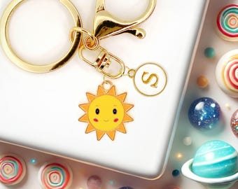 Sun Keychain – Smiling Sunshine Charm with Gold Trim, Cute Weather-Themed Accessory for Bags, Backpacks, and Key Holders-K-A042-4