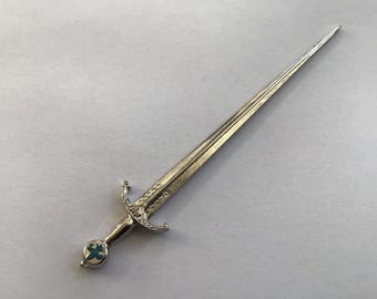 Vintage Tiny Metal small medieval influenced Sword Miniature Highly Detailed delightful Desk Ornament Accessory