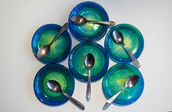 Handmade Food Safe Epoxy Resin Saucer/ Tea Tray/small Bowl/plate of Blue  and Green Colors 