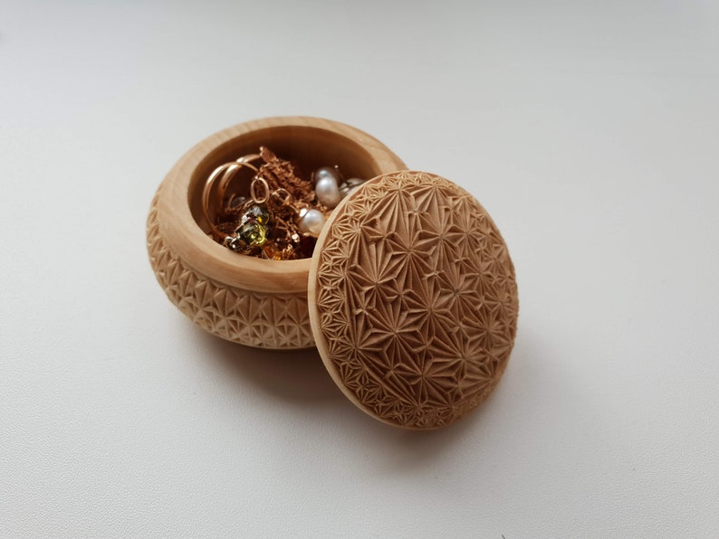 wooden hand made Small wooden jewellery box miniature minimalistic chip carving made of basswood