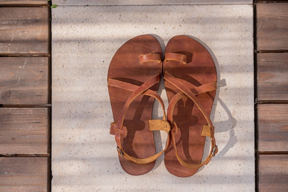 Handmade Mens Leather Sandals: Whiskey Brown Greek Toe Ring Sandal
