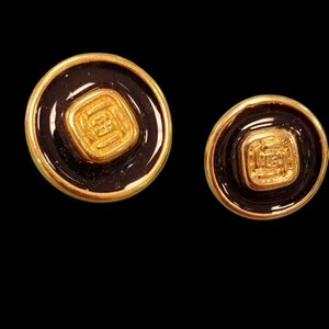 Black Metal Button with Gold Square - 40L 34L