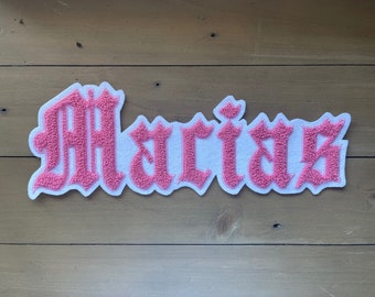 OLD ENGLISH Patches de nome de chenille feitos sob medida Patches de nome de jaqueta universitária/Patches de nome de jaqueta jeans/Ideias de presentes personalizados/Presente de Natal