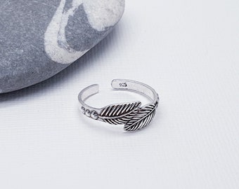 Sterling Silver Feather Toe Ring