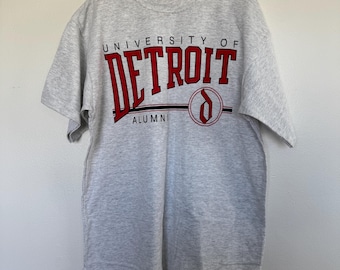 NEW Vintage 90s University Of Detroit T-Shirt Mens Large Mercy Alumni Cotton Gear for Sports Tee Made In USA Deadstock