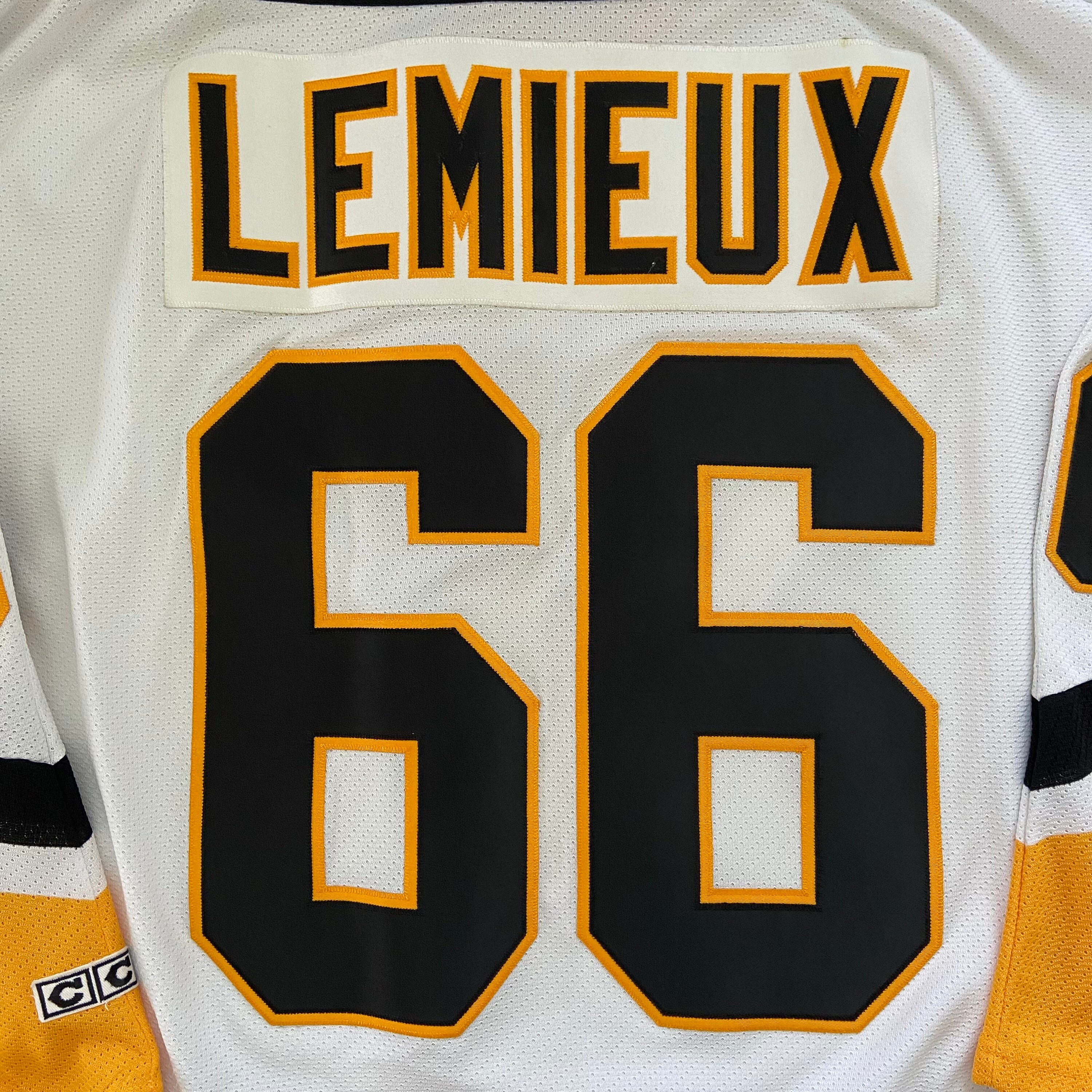 Vintage #66 MARIO LEMIEUX Pittsburgh Penguins NHL CCM Jersey YS/YM