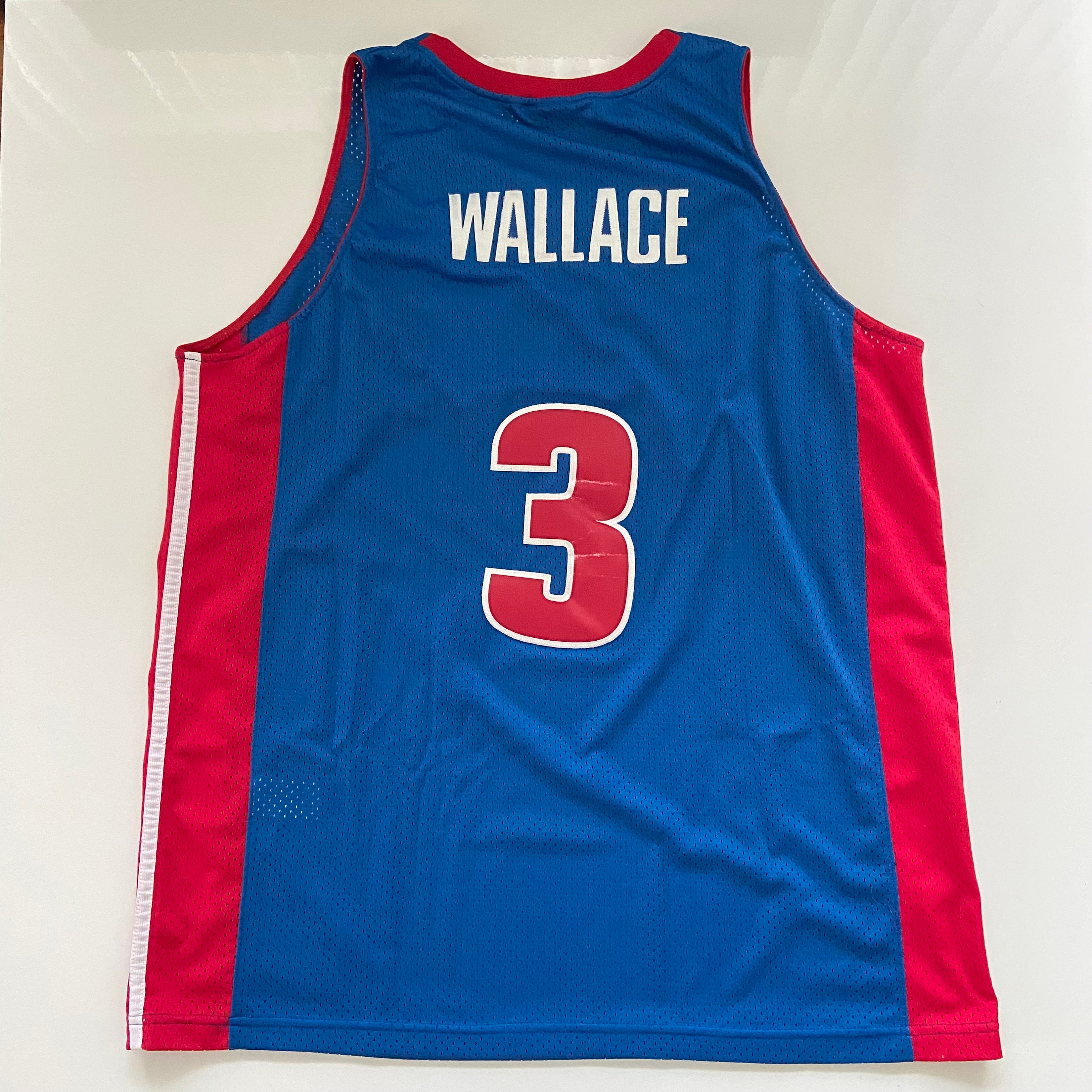 Vintage Chicago Bulls Ben Wallace NBA Store Red Black Basketball Jersey  Mens L