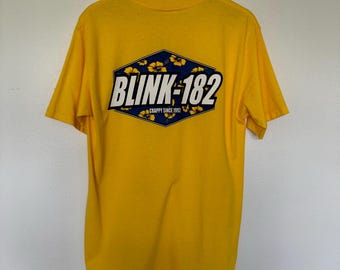 Vintage 90s Blink 182 T-Shirt Mens Medium Crappy Since 1992 Music Band Tour Tee Cotton Yellow