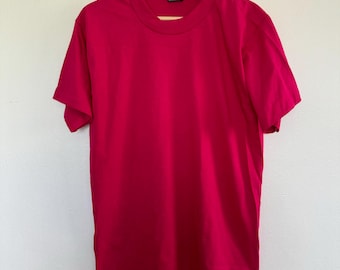 Vintage 90s Fruit of the Loom T-Shirt Mens Medium Crewneck Single Stitch Plain Blank Tee Made In USA