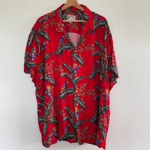 Paradise Found Hawaiian Shirt Adult 3XL Made In Hawaii USA Mens Vintage Clothing Colorful Beach Magnum PI Parrot Bird Animal Button Up Rayon