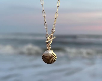 waterproof seashell and pearl necklace, 14k gold dainty jewelry, beachy charm necklace