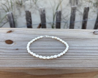 white shell anklet