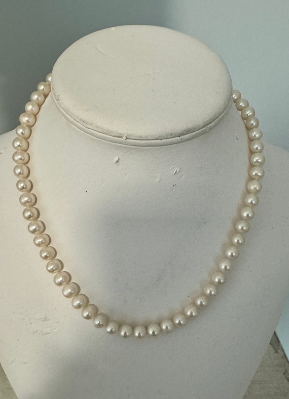 14K Gold 8MM Large White Cultured Pearls Necklace 
