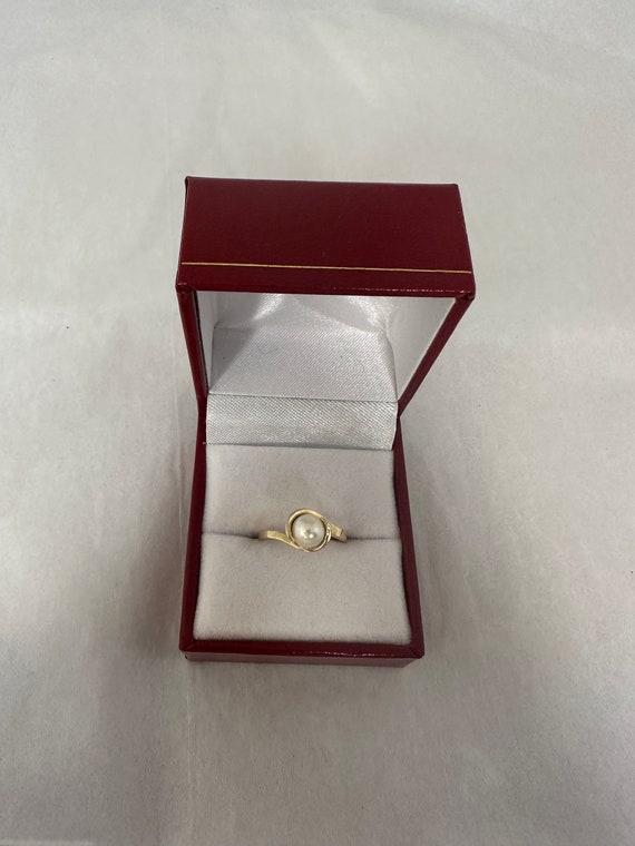 14K Gold Bypass Cultured Pearl Yellow Gold Ring Co