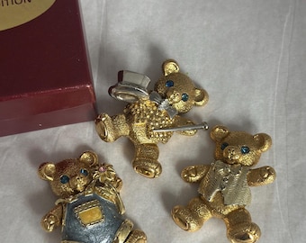 Edgar Berebi 3 Goldtone Bear Brooch Pins with Orgainal Box