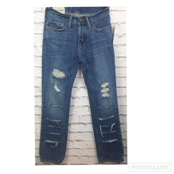 slim straight jeans ripped